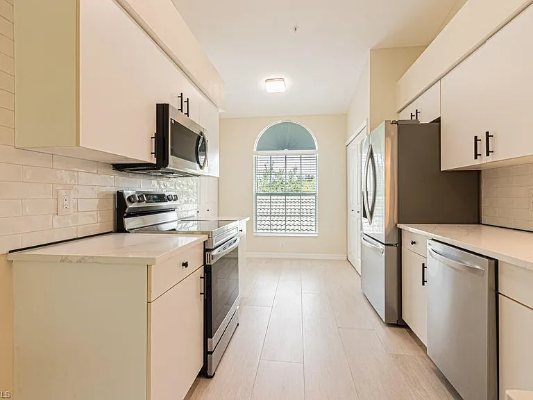 4985 Sandra Bay Dr #201 — Photo 8