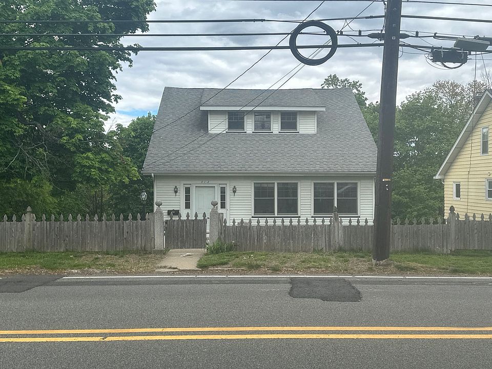 1st image of 312 Kinderkamack Rd