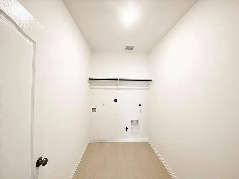 31302 Whitfield Ct — Photo 22