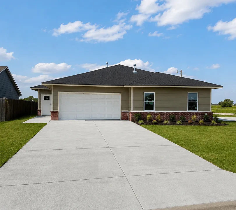 446 S Longbranch Dr