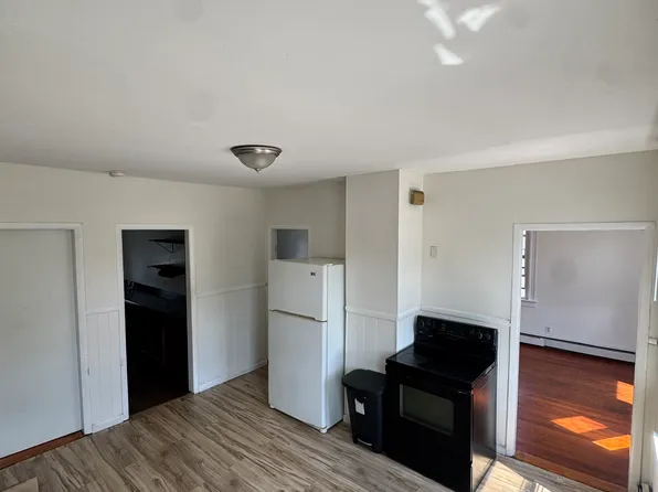 767 Admiral St Floor 2, Providence, RI 02908