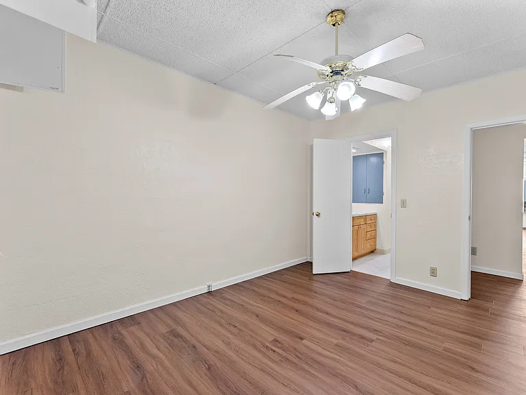 619 Chetco Ave #4 — Photo 13