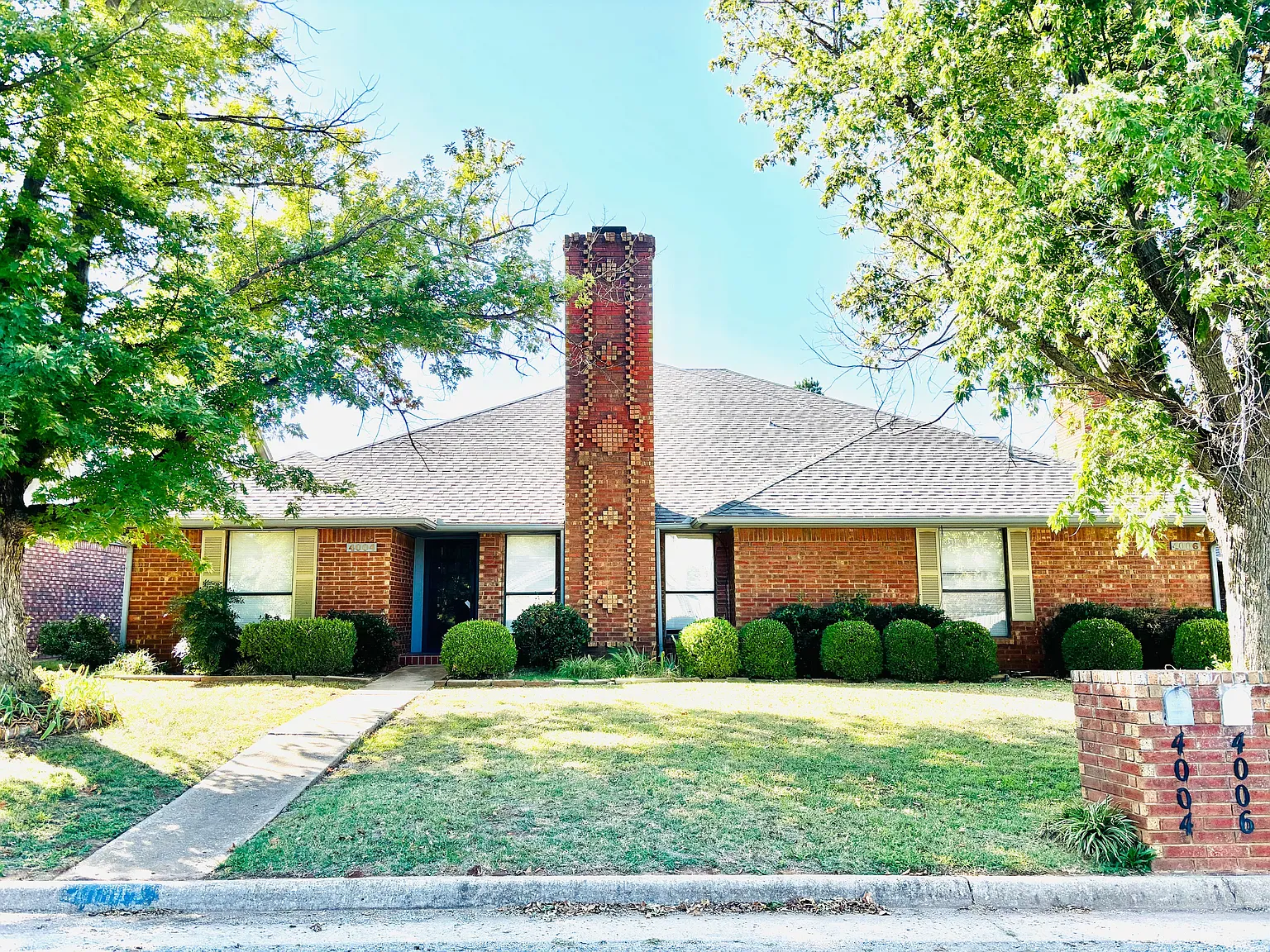 4004/4006 Northwest 68th Street - 4006 — Photo 1