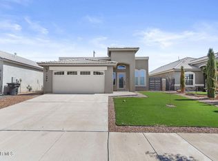 1096 Stoke St, El Paso, TX 79928