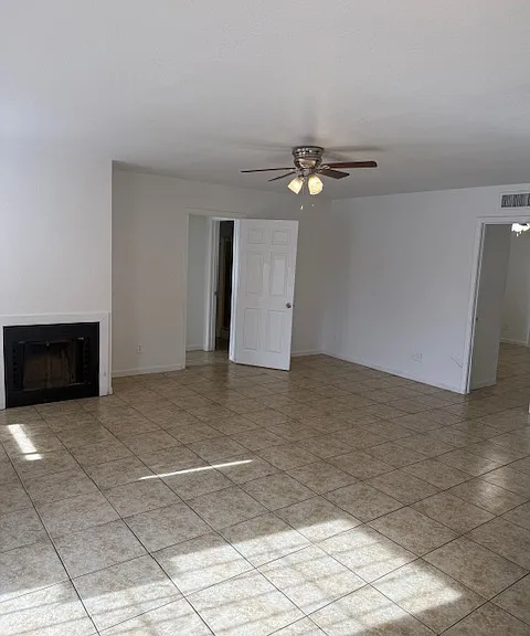 5115 N 22nd Ave #10 — Photo 18
