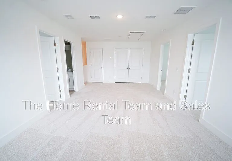 128 Kingswood Cir — Photo 30