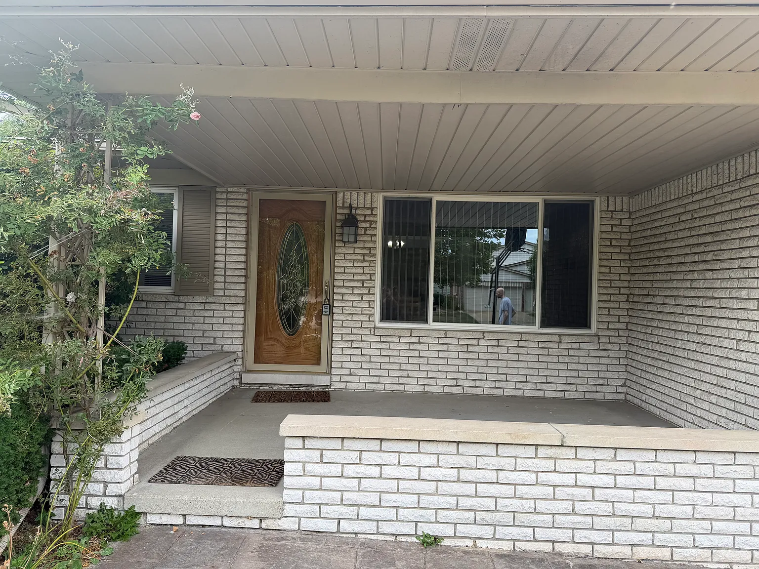 3 bed, 1742 sqft, $2,800 — Photo 2