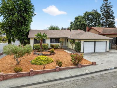 1552 Moonview Court, Santa Rosa, CA, 95401