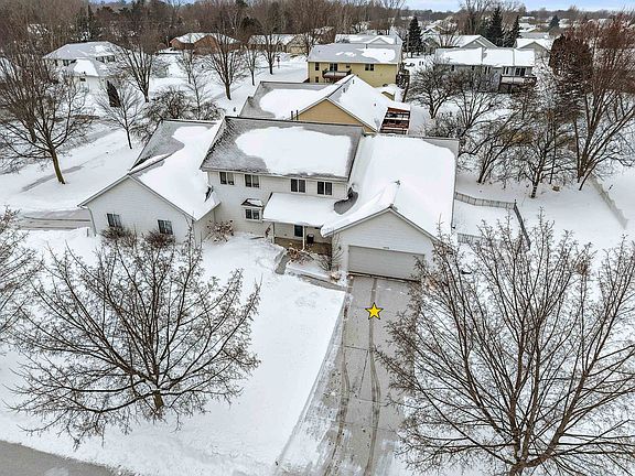2nd image of 2700 Maple Hills Dr
