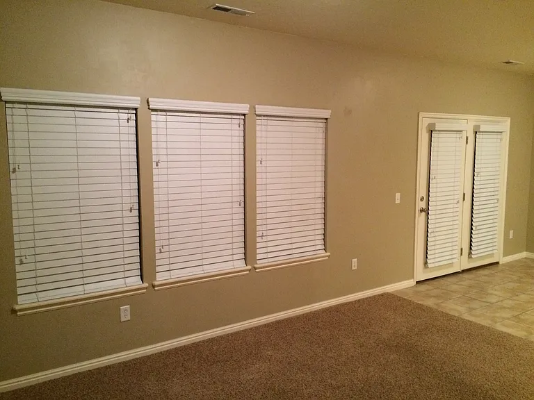 825 W Jordan Oaks Ct — Photo 45