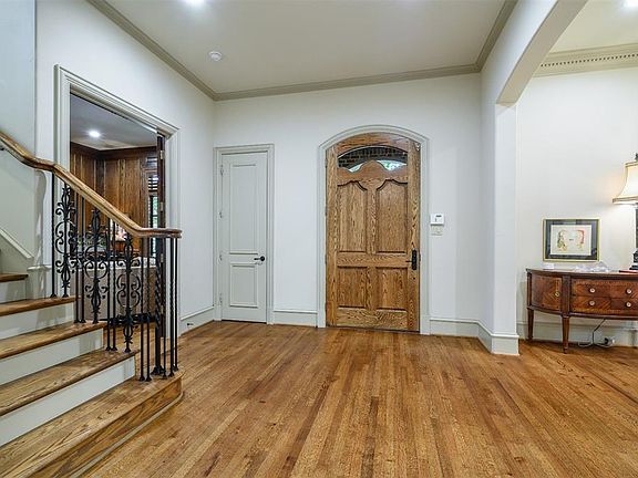 4th image of 48 Abbey Woods Ln