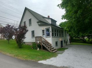 18 Ingraham Dr, Owls Head, ME 04854