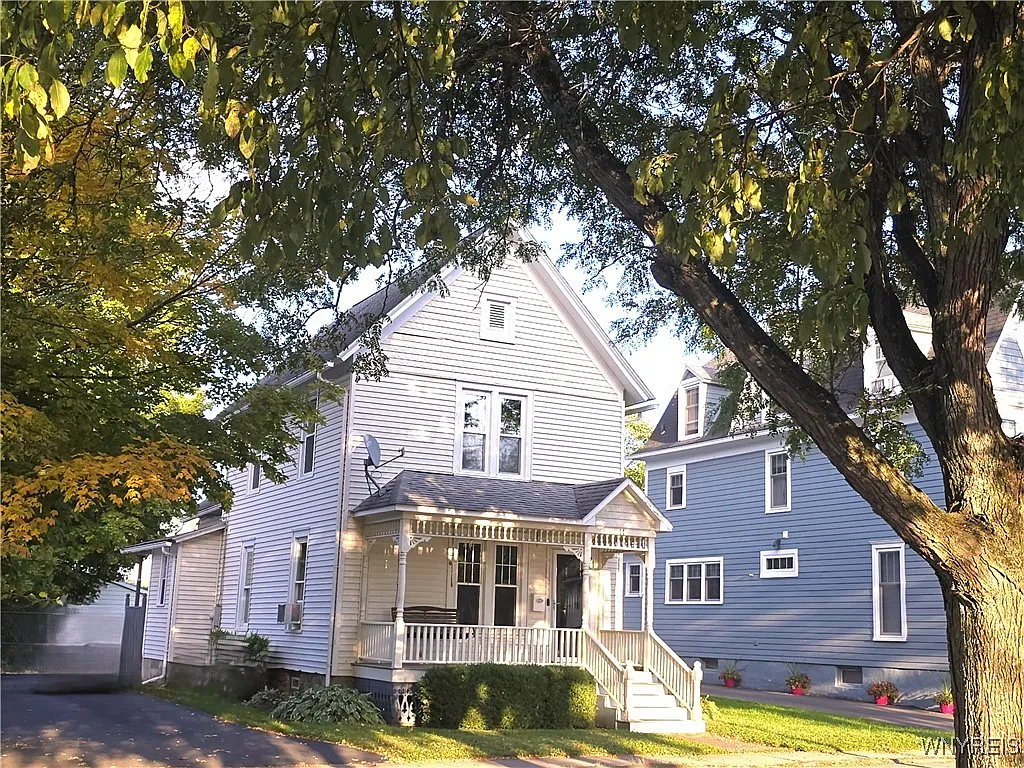 14 Genesee Pkwy photo 1