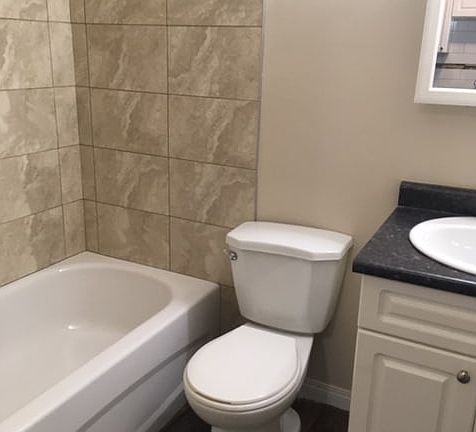 4th image of 10633 112th St NW #206