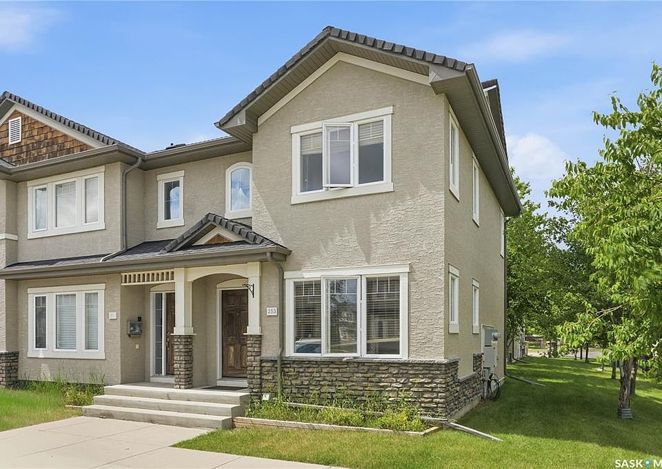 1st image of UNIT 253-245 Ashworth CRESCENT