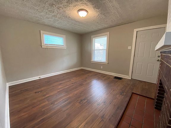 3rd image of 695 Frebis Ave