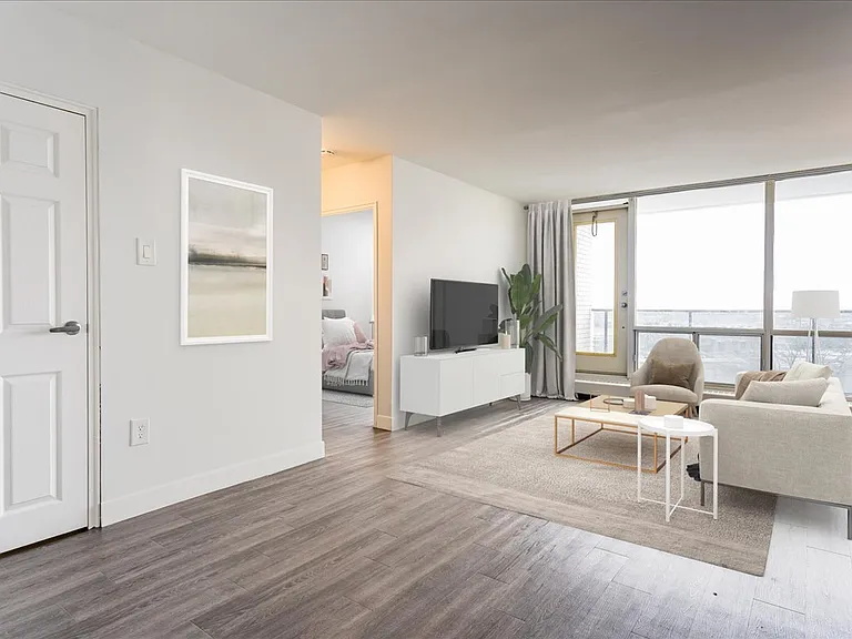 10 Blackfriar Ave #186-15 — Photo 8