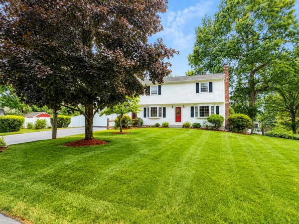 1 Valleyview Drive, Merrimack, NH 03054
