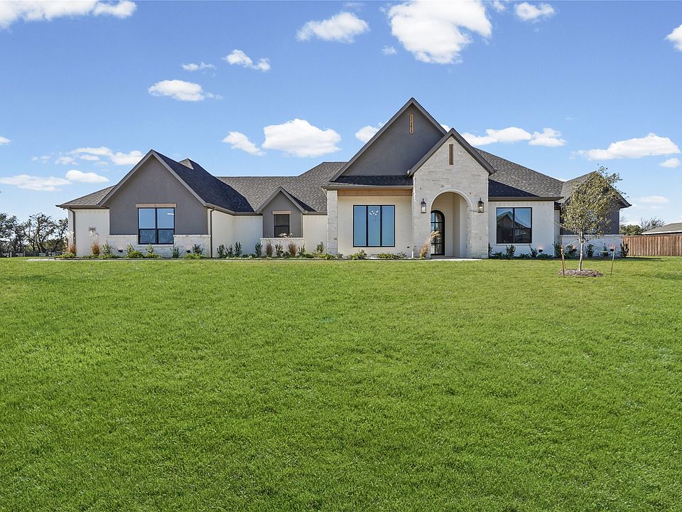 1st image of 1001 Tobey Ct