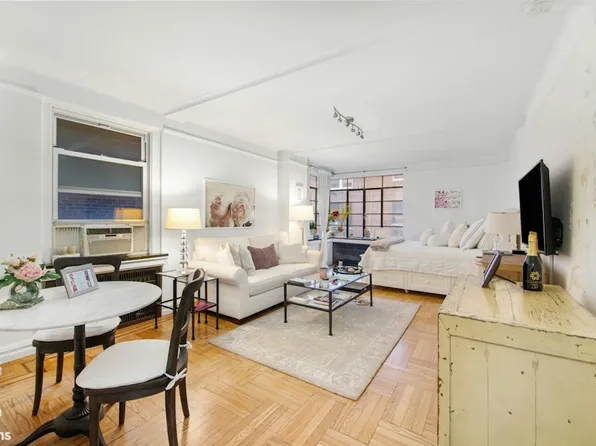 110 East 87th Street image 1 of 6