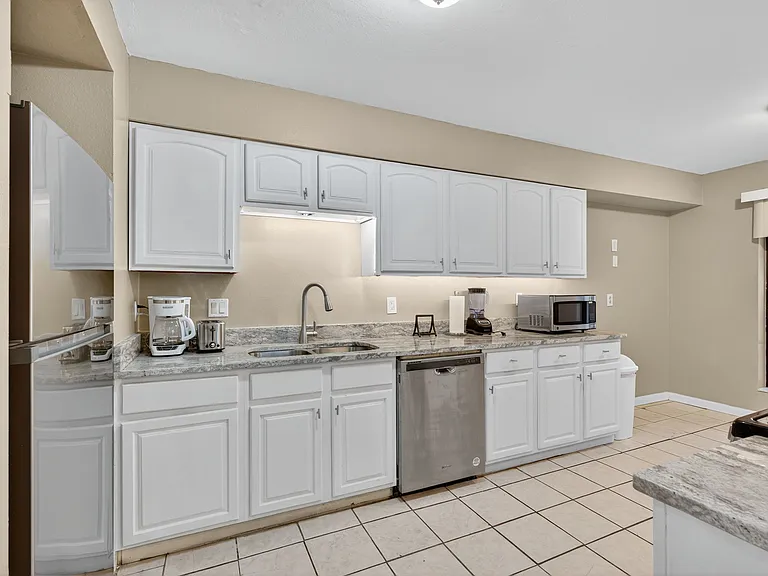 11502 Cedar Walk Dr — Photo 10