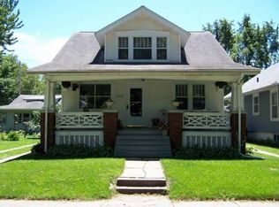 1045 F Ave NW, Cedar Rapids, IA 52405