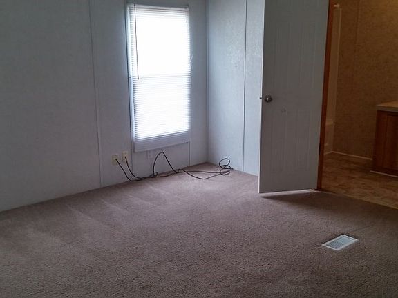 3rd image of 2101 SW 38th St Lot 109
