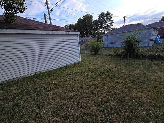 5th image of 20001 Keystone St