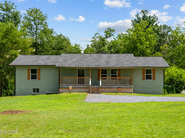37 Windy Acres Dr, Crossville, TN 38571