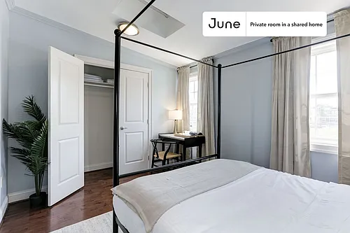 1329 East St #2E Photo 1