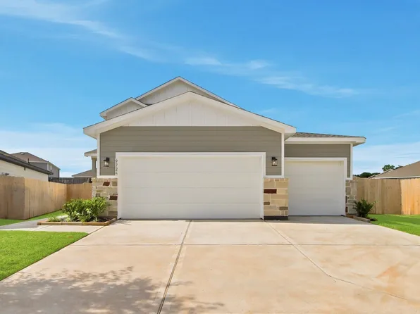 9724 Caney Bend Rd, Conroe, TX 77303