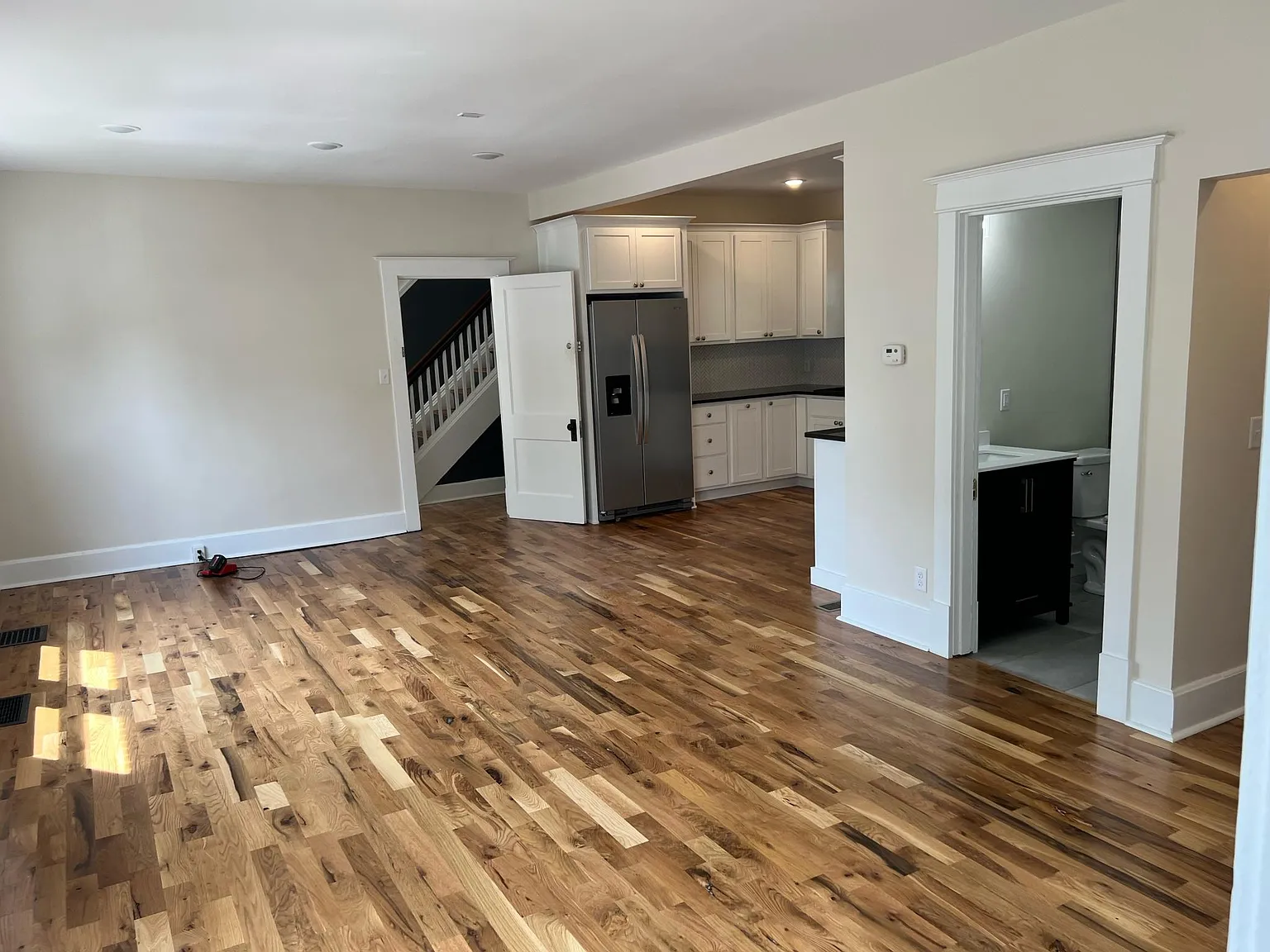 2 bed, 1200 sqft, $1,500 — Photo 4