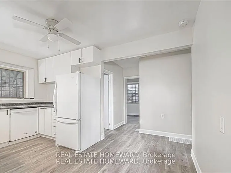 668 Harold Dr — Photo 8