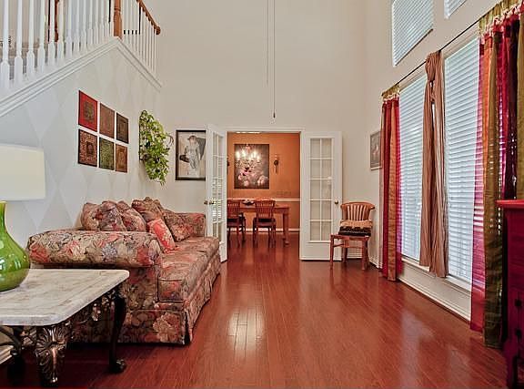 5th image of 1412 San Mateo Dr