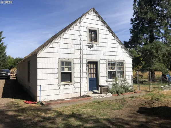88793 Territorial Hwy, Elmira, OR 97437
