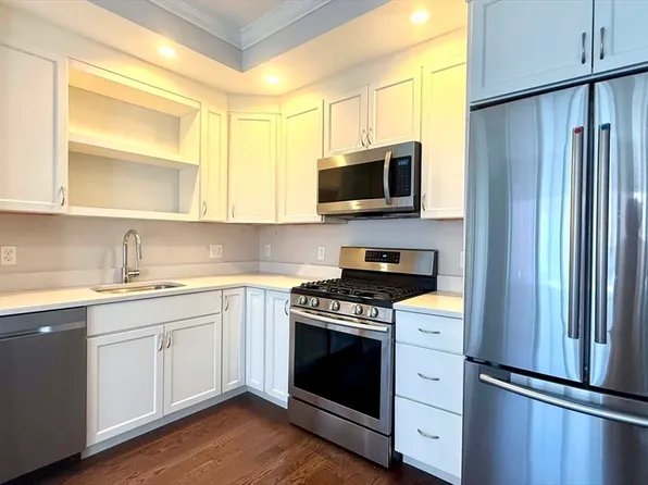 371 Main St Unit 8, Woburn, MA 01801