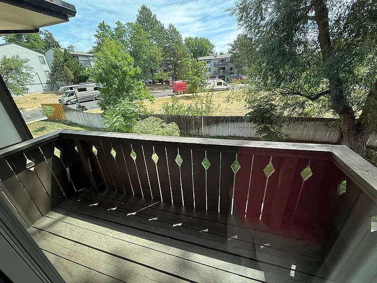 3250 Oneal Cir #J23 — Photo 7