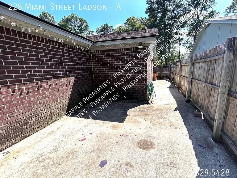 228 Miami St #A — Photo 18