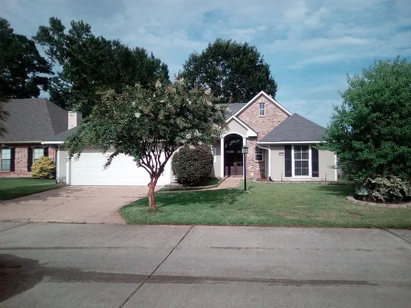 10517 Plum Creek Dr, Shreveport, LA 71106