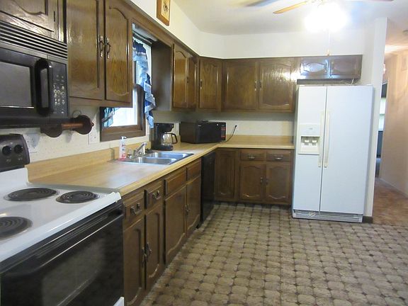 3rd image of 19691 White Oak Trl