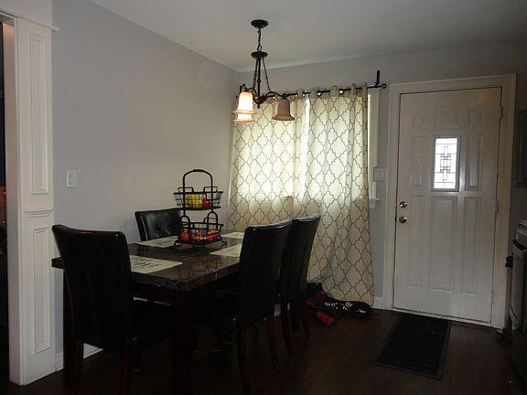 5th image of 8342 Laramie Ave