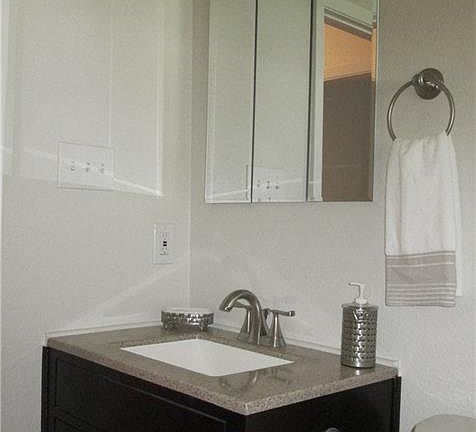 3rd image of 13616 Janwood Ln