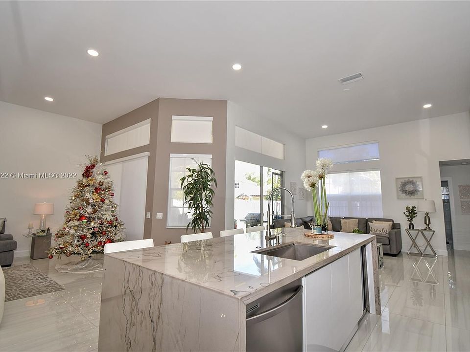 1st image of 710 Lake Blvd #710