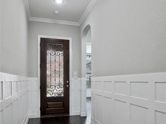 4th image of 6001 Mickelson Way