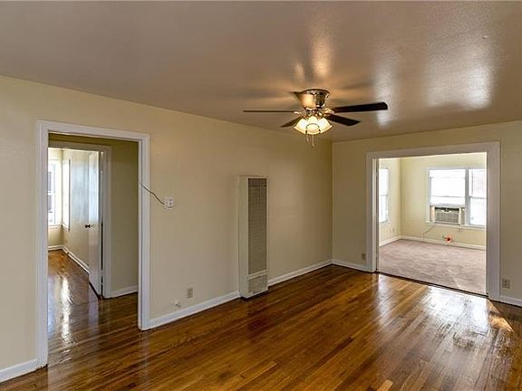5th image of 1009 Campbell St