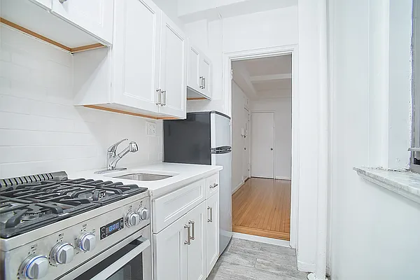 Rented by Living New York | media 11