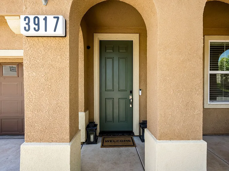 3917 Aristotle Cir — Photo 6