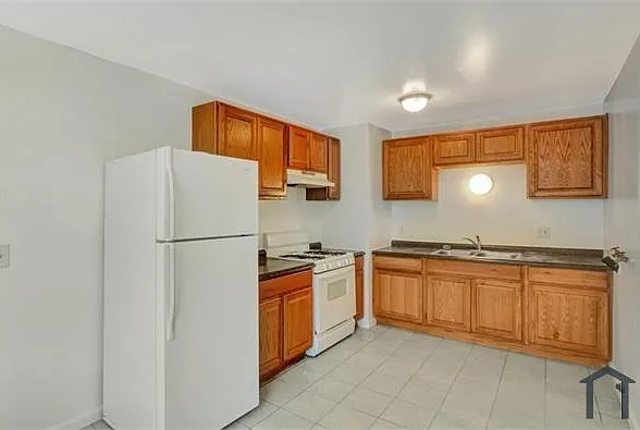 2623 79th Ave #1 — Photo 7