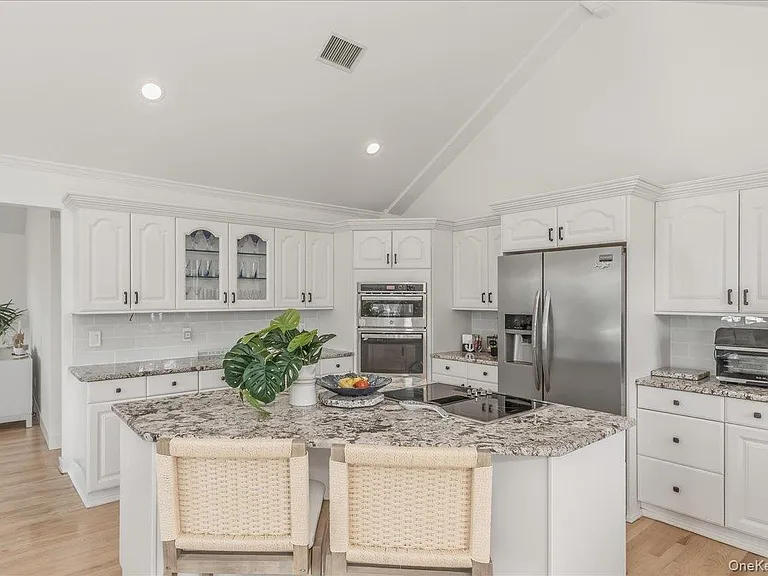 14 Penny Ln #C — Photo 7