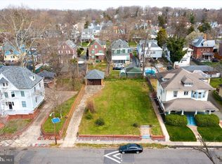 920 Berkeley Ave, Trenton, NJ 08618